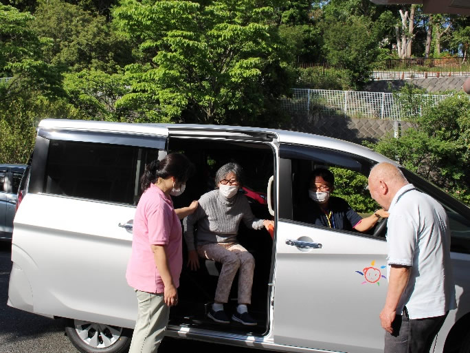 寄贈先からの写真